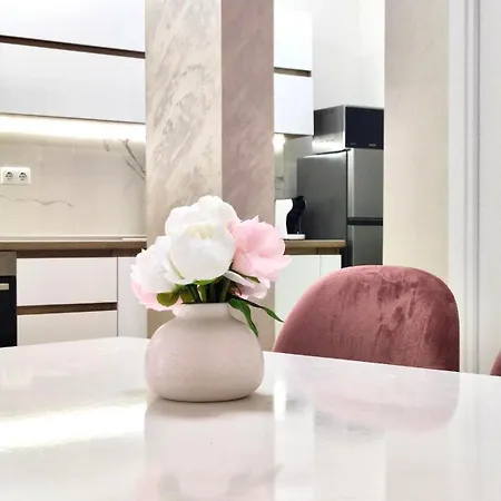 Apartment Vn 2 *